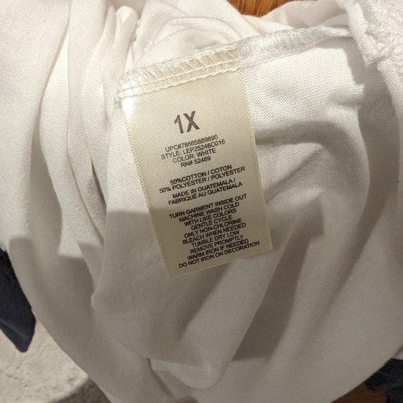 Ellen DeGeneres 3/4 sleeve top. Stripes on front. Pride colours. - Picture 5 of 6